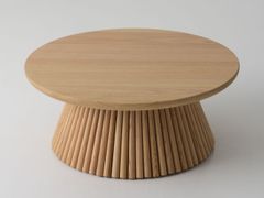 Tavolino rotondo basso in rovere&nbsp;STRIHA - TIVOLI