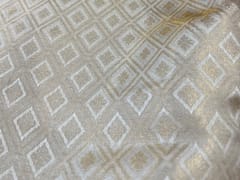 Tessuto lavorato a mano jacquard in seta&nbsp;BENARES DIAMOND GOLD AND SILVER SILK - TOHORA IMPORT