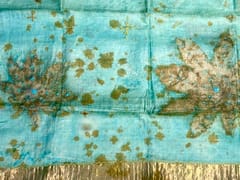 Tessuto lavorato a mano in seta&nbsp;TUSSAR SILK GOLDEN FOLIAGE ON TURQUOISE - TOHORA IMPORT