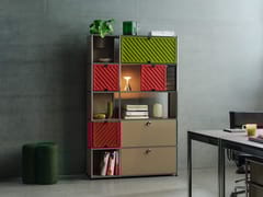 Scaffale modulare con illuminazione&nbsp;USM HALLER SOFT PANEL - RED AND GREEN - USM MODULAR FURNITURE