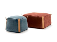 Pouf quadrato in pelle con maniglia&nbsp;MANON - ULIVI SALOTTI