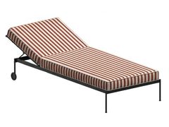 Lettino da giardino imbottito in ferro con ruote&nbsp;IGEA - UNOPI�