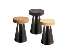 Sgabello basso in carbonio&nbsp;JAR - VELA ARREDAMENTI