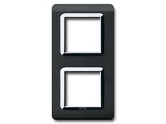 Placca in tecnopolimero per scatola tonda o quadrata Verticale tonda / quadra TP 44 | Nero Assoluto - AVE