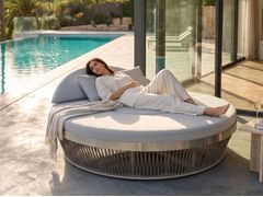 Letto da giardino rotondo in tessuto e alluminio&nbsp;PLAYGROUND STRING 