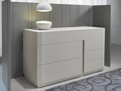 Cassettiera laccata in legno massello con maniglie integrate&nbsp;SAMAR | Cassettiera - EMMEBI