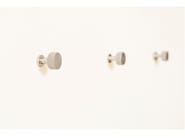 ANGLE by Form & Refine - Appendiabiti / pomello in acciaio - 3