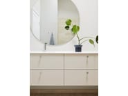 ANGLE by Form & Refine - Appendiabiti / pomello in acciaio - 2