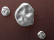 STONE GOLD / SILVER by Adriani e Rossi edizioni - Oggetto decorativo da parete in ceramica - 2