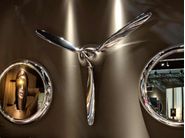 Arteinmotion | Aviation-style furniture and decoration