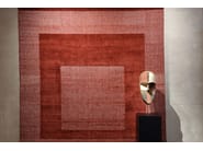 CUT OUT MONOCROMO 2.0 by cc-tapis - Tappeto fatto a mano su misura - 2
