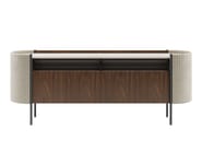 KARIN by Capital Collection - Madia in legno con piano in marmo e ante a battente KARIN by Capital Collection - Madia in legno con piano in marmo e ante a battente