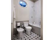 WESTMINSTER by Devon&Devon - Wc in porcellana con cassetta esterna a pavimento - 2