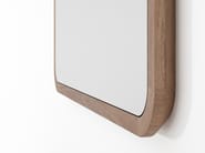 EAST BATH | Specchio quadrato by KARPENTER - Specchio in teak con cornice da parete per bagno - 3
