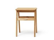 ANGLE by Form & Refine - Sgabello pieghevole basso in rovere
