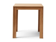 ELEMENT by Form & Refine - Tavolo quadrato in rovere - 3