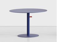 Kristalia | Seats, tables and furnishing accessories