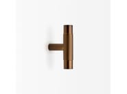 KINTORE T-PULL by Lo & Co Interiors - Pomello in ottone - 8