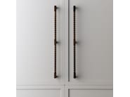 ORBE PULL LARGE by Lo & Co Interiors - Maniglia per mobili in ottone - 12