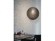 MAYUHANA® SPHERE Lampada a sospensione in vetroresina By YAMAGIWA ...