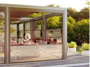 PANORA CAM by Chirenti - Vetrata motorizzata a scorrimento verticale con vetro camera