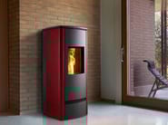 P930 M 5 STELLE by Piazzetta - Stufa a pellet in maiolica