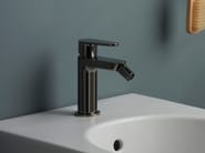 TIP by RITMONIO - Miscelatore per bidet da piano