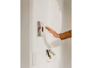 PL10-E (ONE) by Roca - Placca di comando per wc in acciaio inox - 6