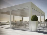 SOLAR ONE by DIRELLO - Tenda a caduta con guide laterali