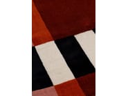 STRICT RAYURES by cc-tapis - Tappeto tessuto a mano in cotone, lana e seta di bambù - 9 STRICT RAYURES by cc-tapis - Tappeto tessuto a mano in cotone, lana e seta di bambù - 9