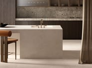 CREMA NEVE by Sapienstone - Top cucina in gres porcellanato effetto pietra