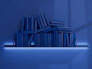 WALL SHELF WITH LIGHT ALL AROUND by Strackk - Mensola in alluminio con illuminazione integrata