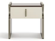 TRILOGY by Capital Collection - Comodino rettangolare in legno con cassetti