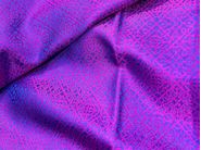 Tohora | Tecidos de seda tecidos à mão