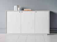 EDGE by WORKSPACE - Mobile ufficio basso in legno con ante a battente