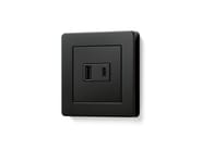 A FLOW USB C by JUNG - Presa elettrica doppia in plastica con USB