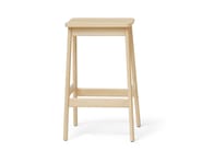 ANGLE STANDARD 65 by Form & Refine - Sgabello alto in faggio con poggiapiedi - 2