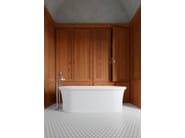 CELINE WHITE by Devon&Devon - Vasca da bagno centro stanza ovale in White Tec Plus - 2
