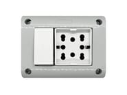 EXTERNA 4B.IP40.H21.CU by 4 BOX - Presa elettrica a 3 moduli