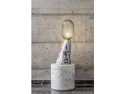 SEVEN BLOOMS by Stonethica - Lampada da terra in marmo di Carrara - 7