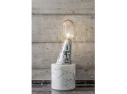 SEVEN BLOOMS by Stonethica - Lampada da terra in marmo di Carrara - 8