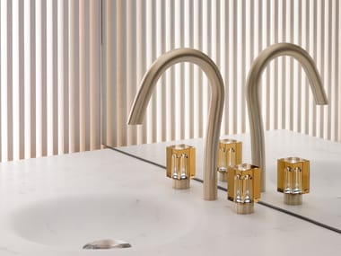 THG Paris, BEYOND CRYSTAL CHAMPAGNE Miscelatore per lavabo a 3 fori da piano