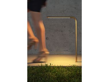 Paletto luminoso a LED in ottone DEUS 600 247LAB