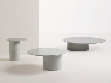 Side and coffee table