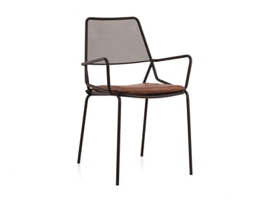 5A Design, ARCO Sedia impilabile in acciaio verniciato a polvere con braccioli