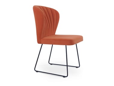 5A Design, GLORIA SLED Sedia imbottita a slitta in pelle