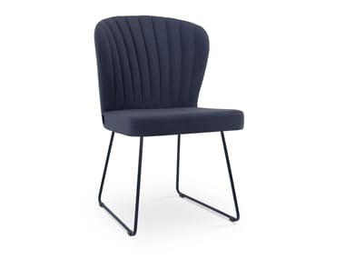 5A Design, GLORIA SLED Sedia imbottita a slitta in tessuto