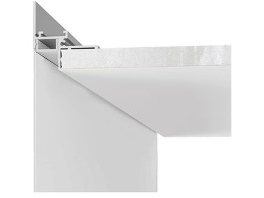 P021