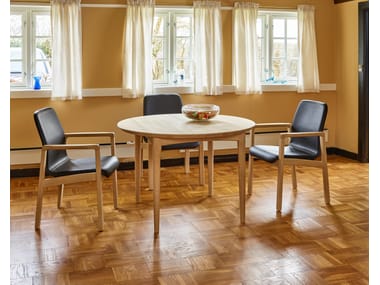 A9274E | Table By Dyrlund