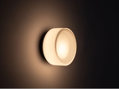 Applique a LED in vetro opale FLATWHITE W1 ADesignStudio
